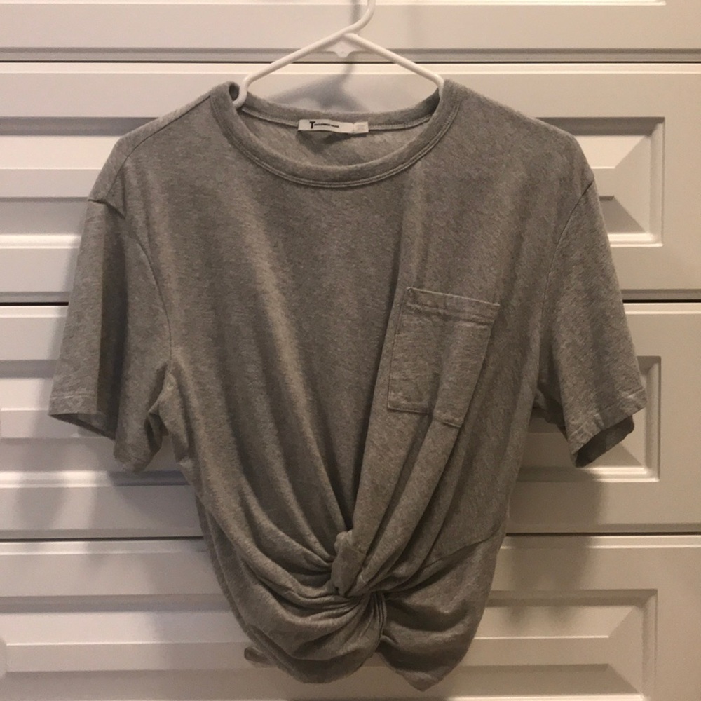 Fun midriff T-shirt